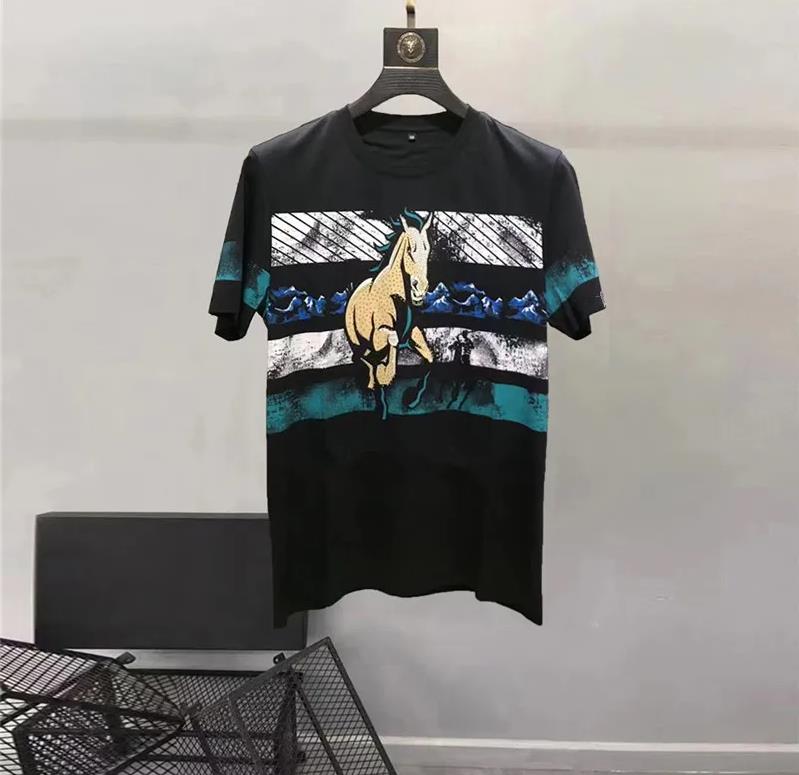 أوروبا والولايات المتحدة الرجا - مراجعة Mens Fashion Summer 2025 وسعره